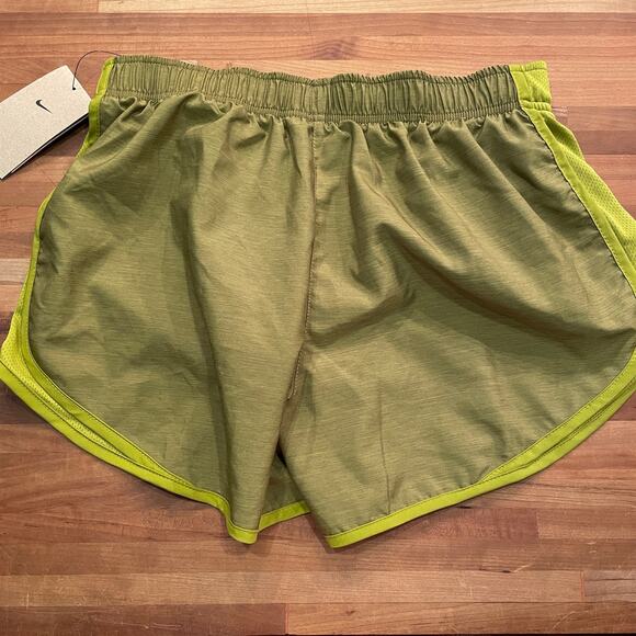 Nike Dri-Fit Tempo Brief Lined Womens Running Shorts green Medium - Picture 2 of 8